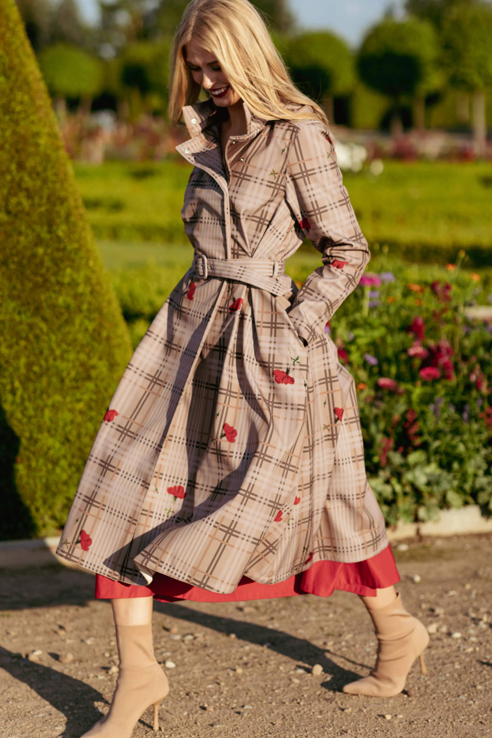 Double Breasted Women's Coat with Front Pleats in Beige | Blush of the Crown - Image 7
