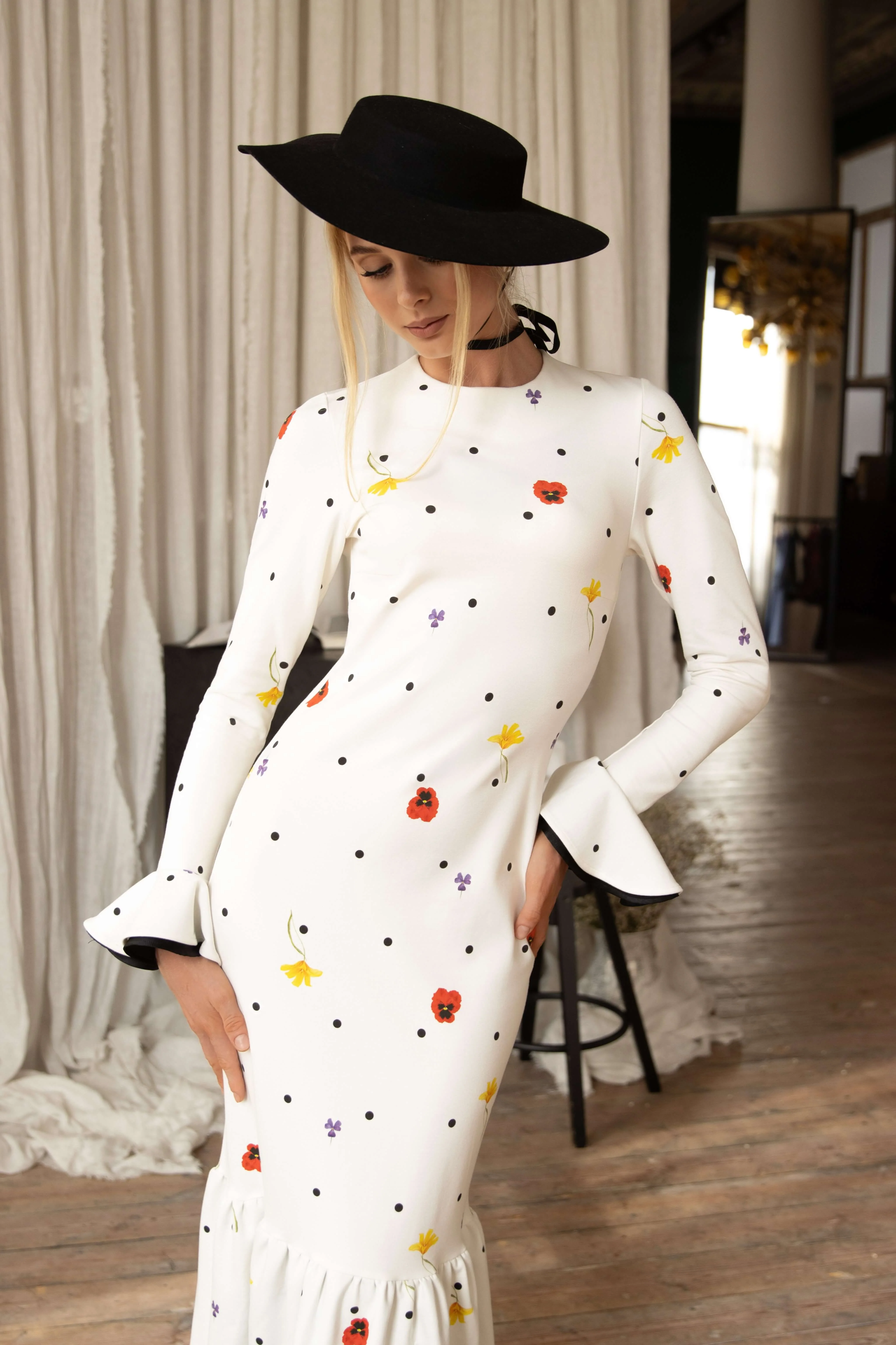 Floral Long Sleeve Maxi Dress in White | Dancing Romance - Image 2